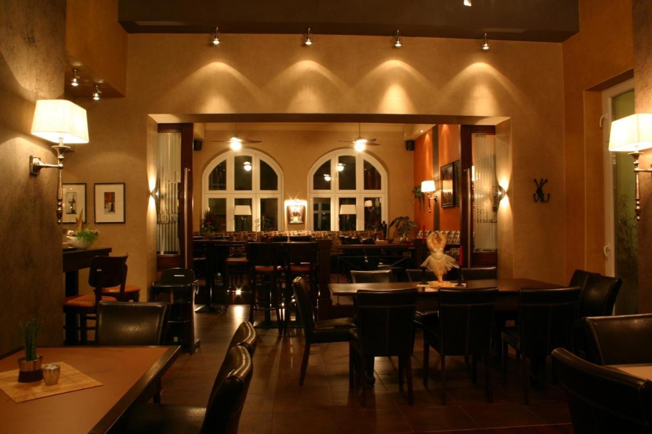 Hotel Restaurant Nassauer Loewen Екстериор снимка